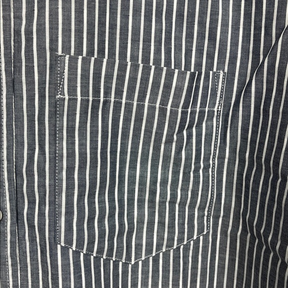 Wild Fang Womens Button Up Shirt M Gray White Stripe Pocket Checkered Interior - Picture 6 of 15